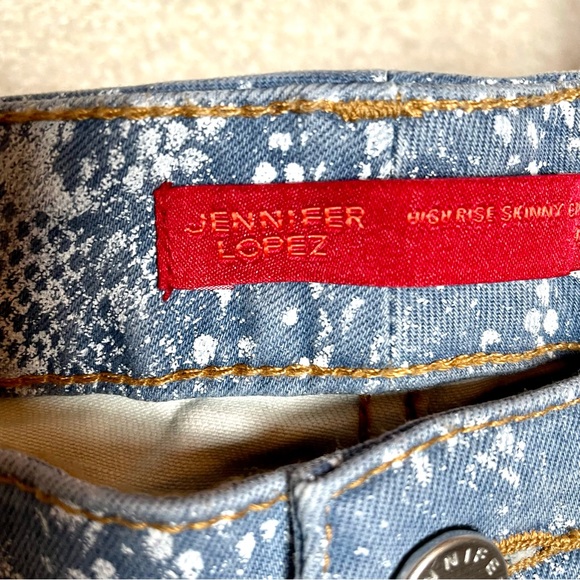 Jennifer Lopez NWT Snake Skin Blue Denim Pants Skinny Crop High Rise Size 4 - Picture 5 of 11